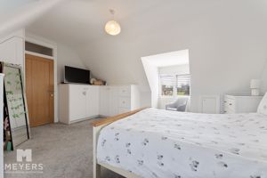 Photo 15- click for photo gallery